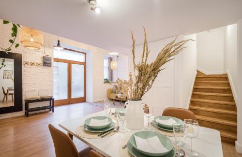 Erzsebetvaros Apartamento | ROOMLI Boho Chic Apartments