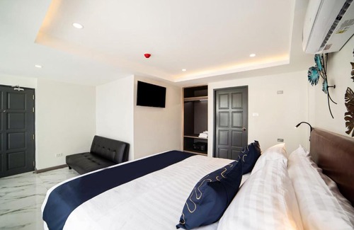 Khlong Toei Hotel | RoomQuest Sukhumvit36 BTS Thonglor