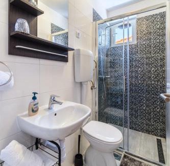 Cove Makarac (Milna) Casa | Rooms Anna