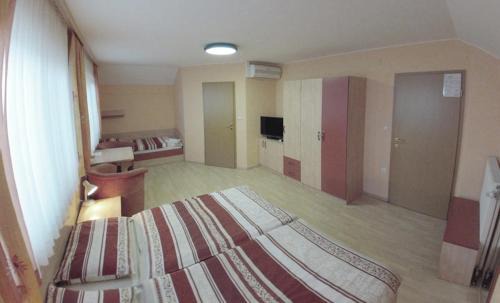 Cerknica Cama Y Desayuno | Rooms En Krajcar