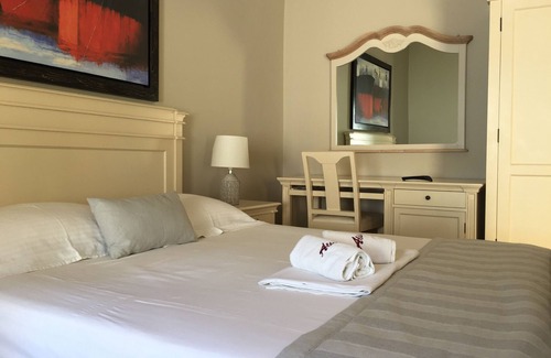 Aetos Hotel | Alquiler de habitaciones y alojamiento relajante en Ithaca Grecia