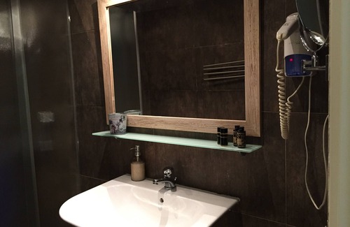 Aetos Hotel | Alquiler de habitaciones y alojamiento relajante en Ithaca Grecia