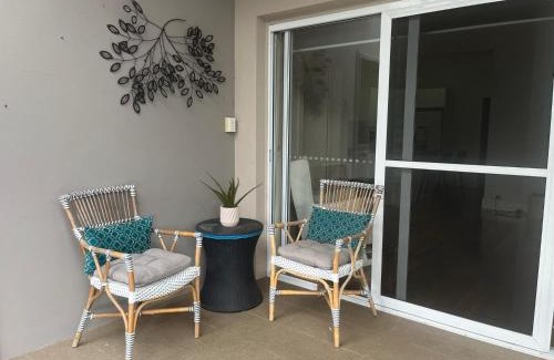 Brighton-le-Sands Casa | Rooms in a shared house next to a scenic and lively beach