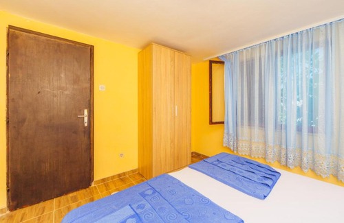 Bregvija Apartamento | Rooms Lilic with Bath and Kitchen