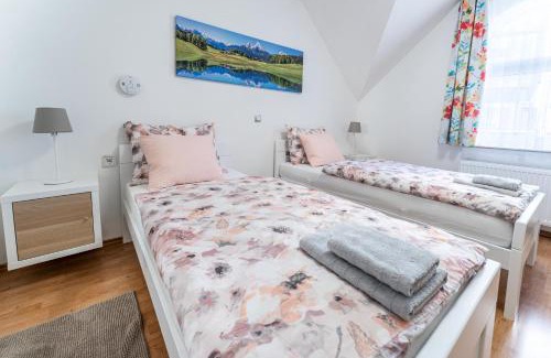 Begunje na Gorenjskem Casa | Rooms Močilnik