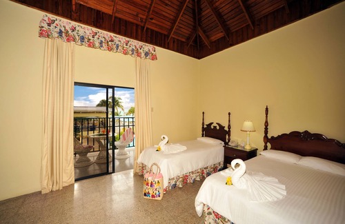 Negril Hotel | Rooms on the Beach Negril