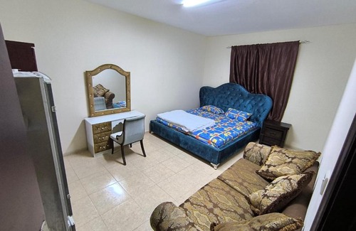 Al Qasimia Casa | Rooms opposite mega mall in telephone shops roundabout flat no 203
