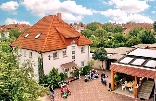 Hoyerswerda Cabaña | Habitaciones - Pension Henze
