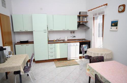 Gornje Selo Casa | Rooms with a parking space Gornje selo, Solta - 5170