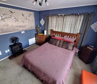 Stokes Valley Casa | rooms with a view