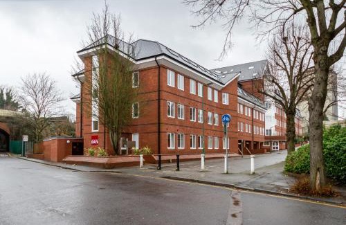 Sutton Central Apartamento | Roomspace Serviced Apartments - Nouvelle House
