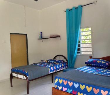 Batu Buruk Casa | roomstay batu buruk