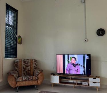 Telok Kachang Casa | Roomstay Bintong