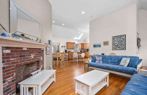 East Dennis Casa | Roomy 3 Bedroom Home - Perfect for Families!