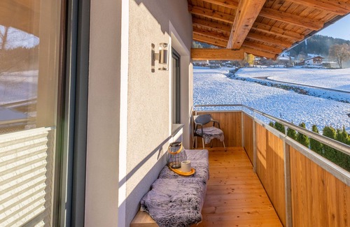 Brixen im Thale Apartamento | Roomy apartment next to a beautiful winter hiking trail