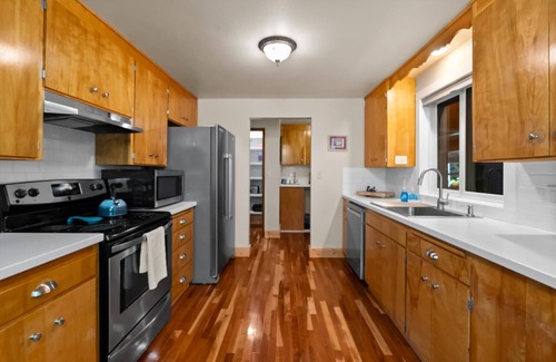 West Glacier Cabina | Roomy Cabin in West Glacier Village