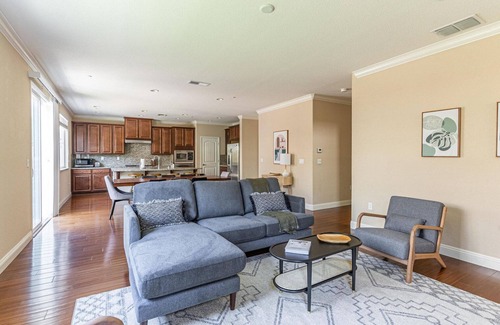 Dublin Casa | Roomy Dublin 5BR w/ Backyard, Groceries, Park & Playground, by Blueground