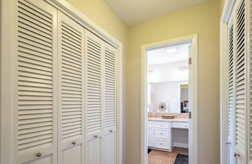 Glen Rose Casa | Roomy Home on the Hill overlooking Glen Rose, TX