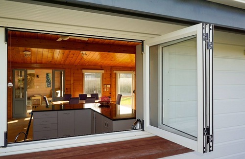 Omaha Casa | Roomy on Ruby