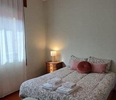 Ramalde Apartamento | Roomy & Patio - 2 bedroom flat