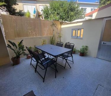 Ramalde Apartamento | Roomy & Patio - 2 bedroom flat