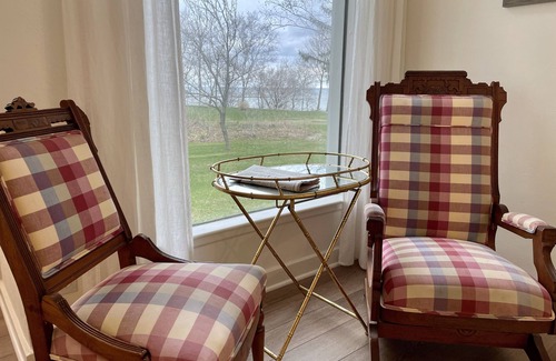 Kewaunee Casa | Roomy Quiet Home Overlooking Lake Michigan