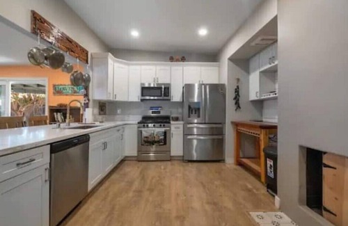 Chula Vista Casa | Roost n’ Relax - A/C, near the Beach, firepit