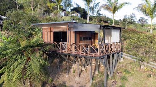 El Penol Hotel | Roots Eco House