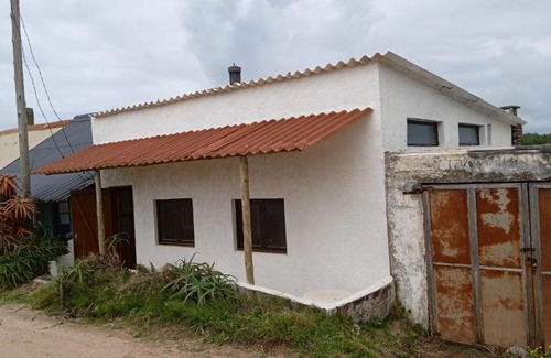 Aguas Dulces Casa | Rosa blanca