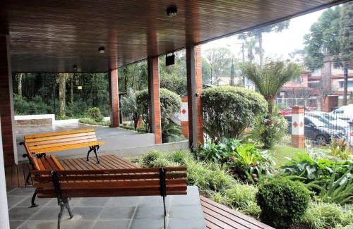 Floresta Apartamento | Rosa Edifício San Pietro