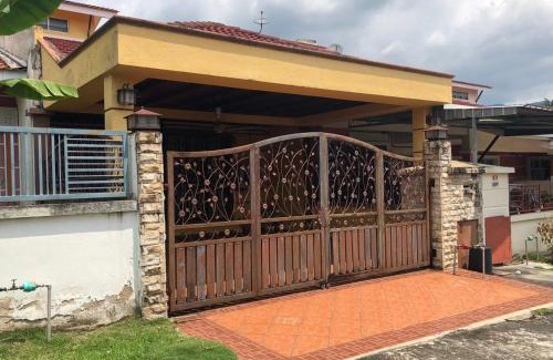 Seremban Casa | Rosalinda Homestay at Senawang