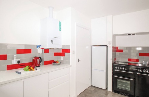 Shipton Gorge Casa | ROSAMOND, pet friendly, with a garden in Shipton Gorge