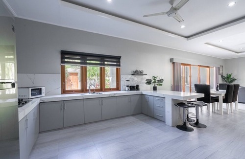 Legian City-Centre Casa | Rose, 3 Bedroom VIlla, Hidden Oasis in Legian