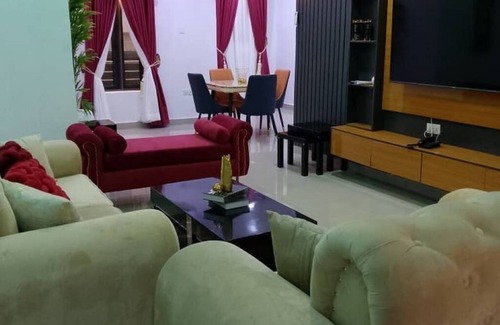 Benin City Apartamento | ROSE APARTMENT