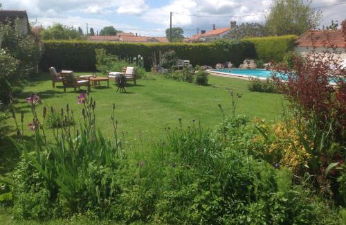 Cersay Villa | Rose Barn - Adorable country home with private pool