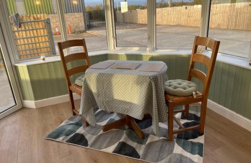 Evesham Casa | Rose barn hot tub holidays in the Cotswolds