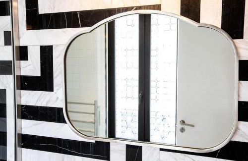 15th Arrondissement Hotel | Rose Bourbon