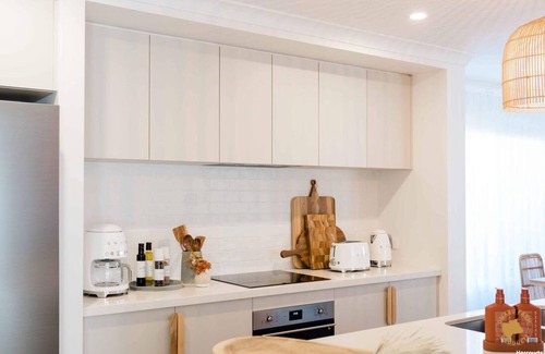 Cowes Casa | Rose by Omaru Farm