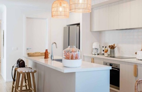 Cowes Casa | Rose by Omaru Farm