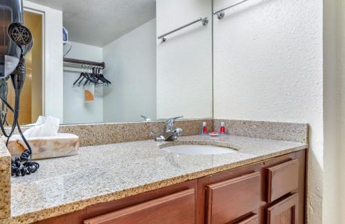 Tyler Hotel | Rose City Inn & Suites