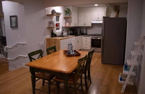 North Bend Cabaña | Rose Cottage 222