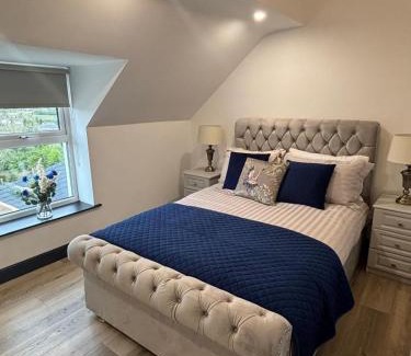 Leinster Casa | Rose Cottage at Hilltop Hideaway