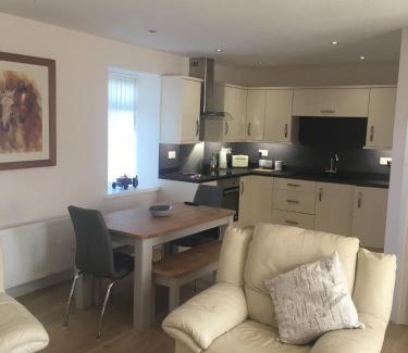 Donaghadee Casa | Rose Cottage Captivating 1-Bed Cottage in Bangor