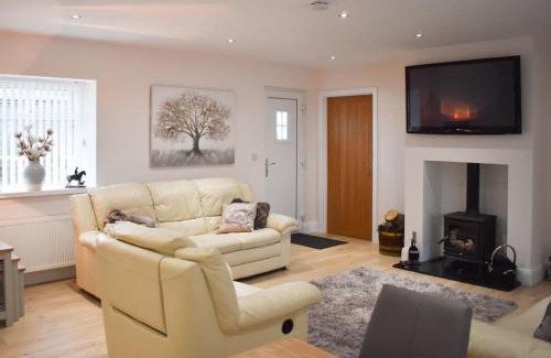 Donaghadee Casa | Rose Cottage Captivating 1-Bed Cottage in Bangor