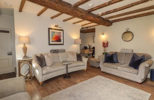 Matlock Casa | Rose Cottage