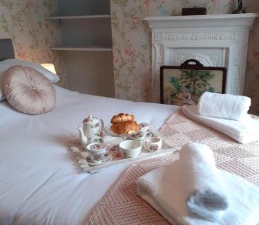 Oakengates Casa | Rose Cottage