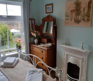 Oakengates Casa | Rose Cottage