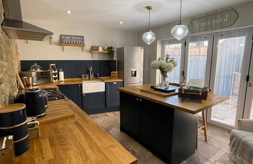 Morpeth Casa | Rose Cottage - Hot Tub - Town Centre