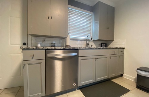 Broken Arrow Casa | Rose District Bungalow pet friendly