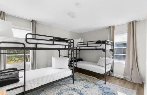 New Castle Casa | Rose Drive Roost 2